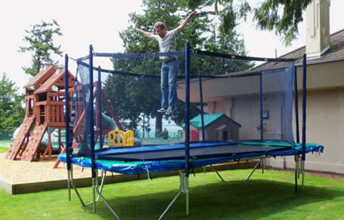 17 foot Trampoline Canada | Calgary, Edmonton, Vancouver, Toronto Trampolines